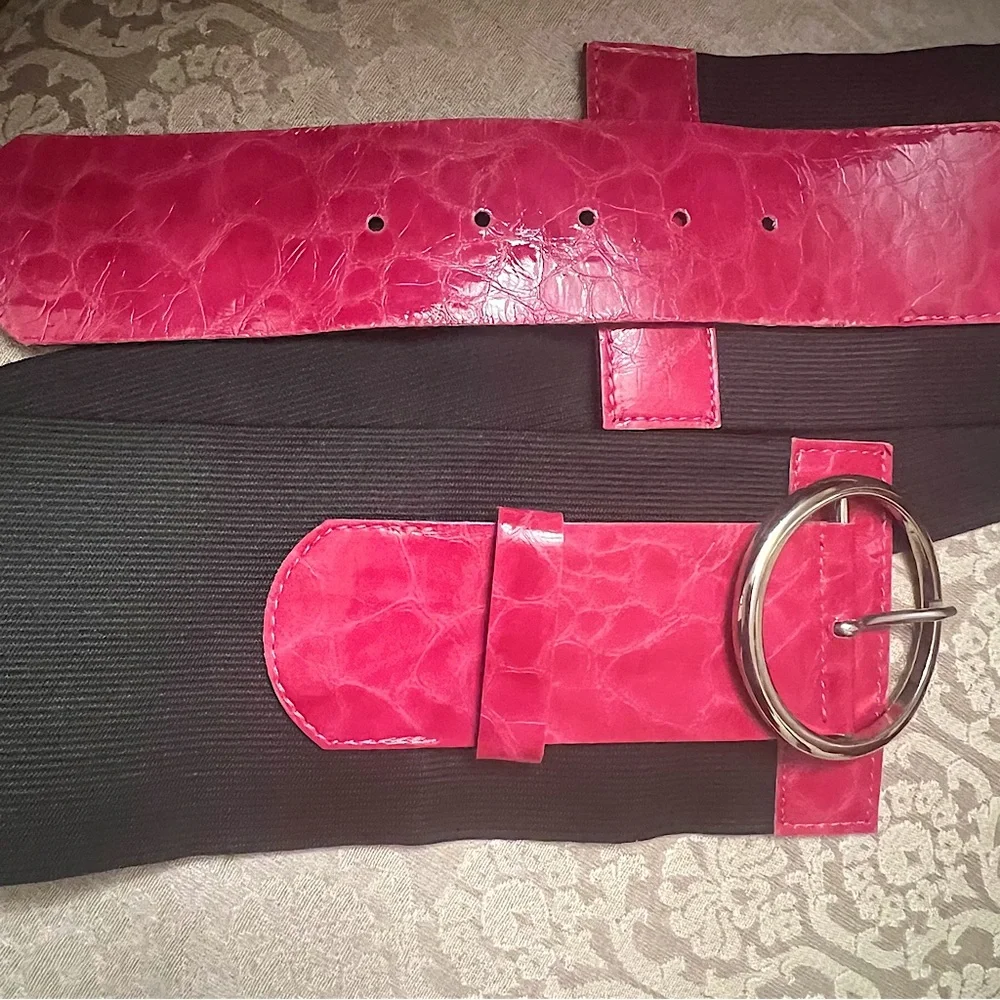 Antoniazzi Firenze rare Fuchsia Crocodile Leather Statement cinch Belt Italy Y2K